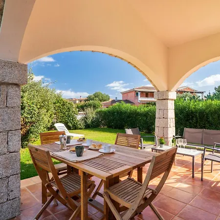 Vecchio Stazzo سان تيودورو