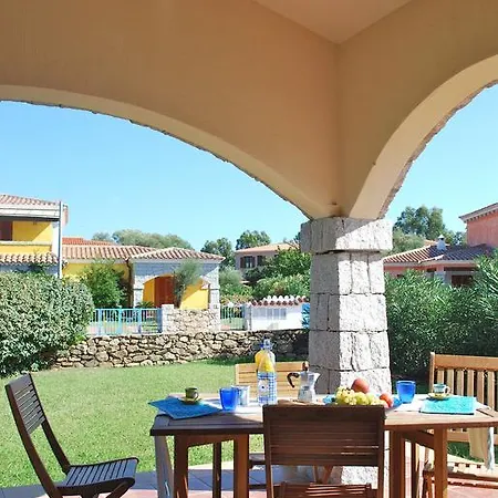 Vecchio Stazzo سان تيودورو